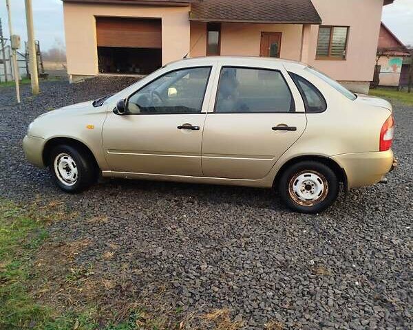 Бежевый ВАЗ Калина, объемом двигателя 1.6 л и пробегом 110 тыс. км за 2280 $, фото 3 на Automoto.ua