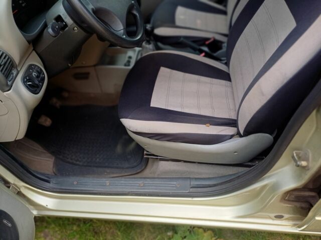 Бежевый ВАЗ Калина, объемом двигателя 0 л и пробегом 105 тыс. км за 1300 $, фото 5 на Automoto.ua