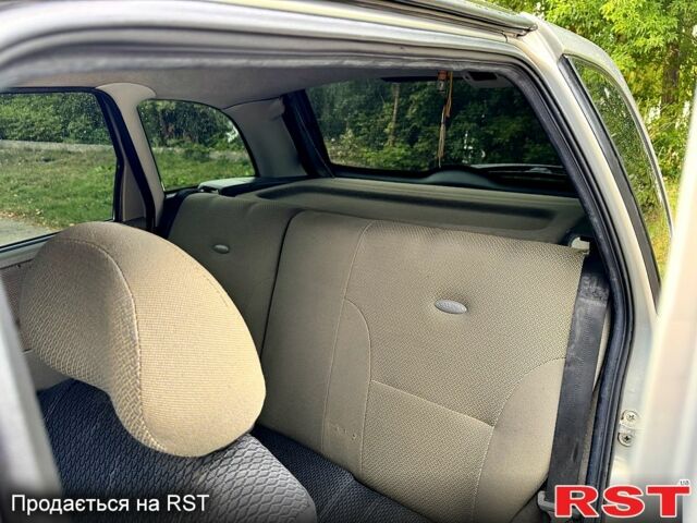 Бежевый ВАЗ Kalina, объемом двигателя 1.6 л и пробегом 212 тыс. км за 1499 $, фото 2 на Automoto.ua