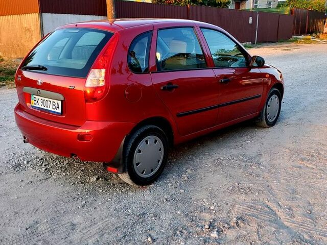 Черный ВАЗ Kalina, объемом двигателя 1.6 л и пробегом 65 тыс. км за 3000 $, фото 8 на Automoto.ua