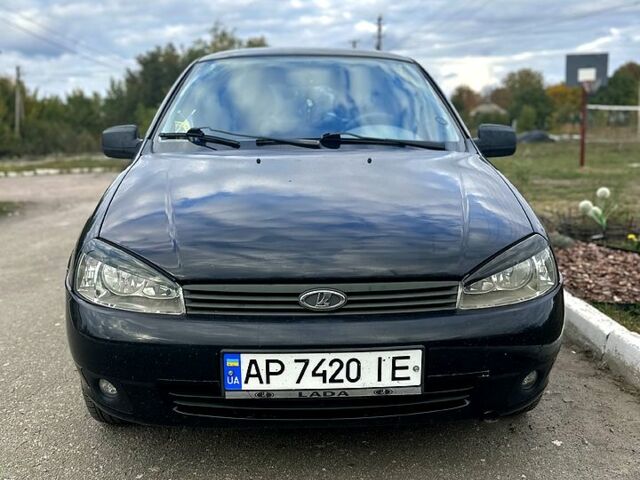 Черный ВАЗ Kalina, объемом двигателя 1.4 л и пробегом 134 тыс. км за 2200 $, фото 1 на Automoto.ua