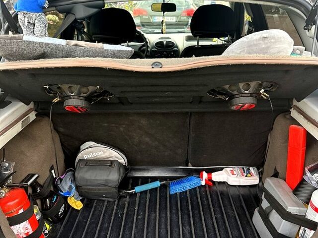 Черный ВАЗ Kalina, объемом двигателя 1.4 л и пробегом 134 тыс. км за 2200 $, фото 6 на Automoto.ua