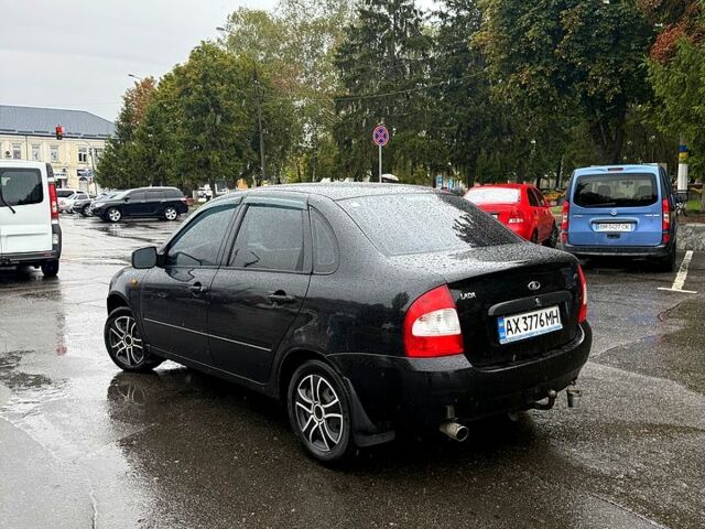 Чорний ВАЗ Kalina, об'ємом двигуна 1.4 л та пробігом 164 тис. км за 1700 $, фото 2 на Automoto.ua