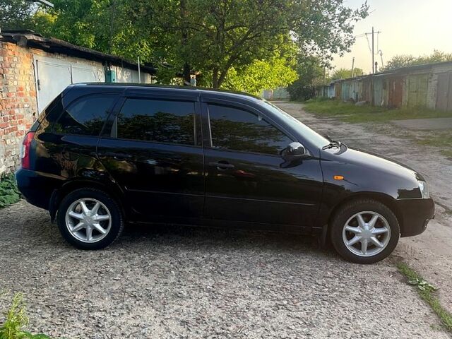 Чорний ВАЗ Kalina, об'ємом двигуна 1.4 л та пробігом 145 тис. км за 3900 $, фото 5 на Automoto.ua