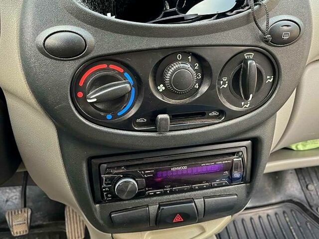 Черный ВАЗ Kalina, объемом двигателя 1.6 л и пробегом 81 тыс. км за 4000 $, фото 6 на Automoto.ua