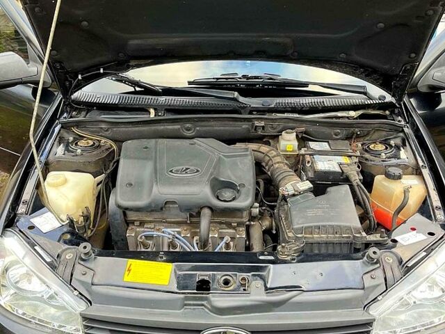 Черный ВАЗ Kalina, объемом двигателя 1.6 л и пробегом 81 тыс. км за 4000 $, фото 7 на Automoto.ua