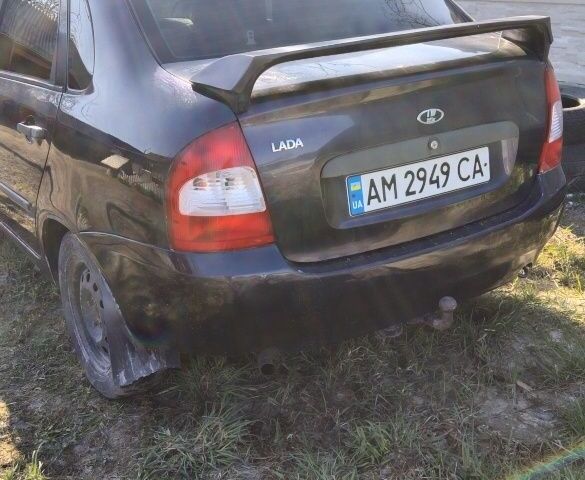 Фиолетовый ВАЗ Калина, объемом двигателя 1.6 л и пробегом 210 тыс. км за 1550 $, фото 4 на Automoto.ua