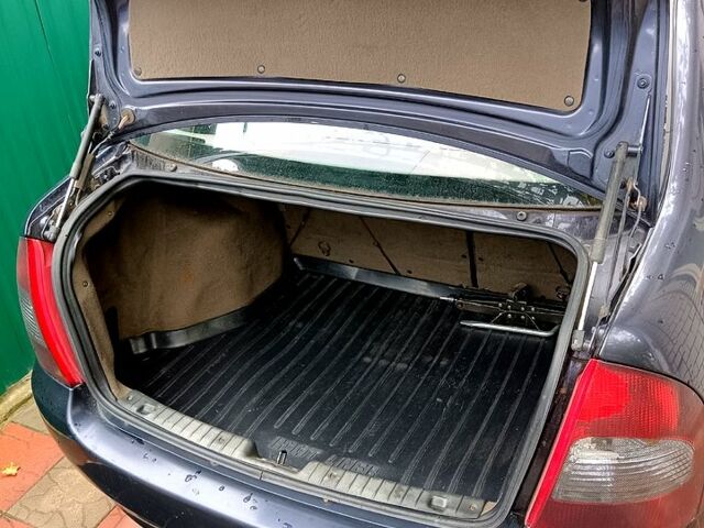 Фіолетовий ВАЗ Калина, об'ємом двигуна 1.6 л та пробігом 141 тис. км за 1800 $, фото 3 на Automoto.ua