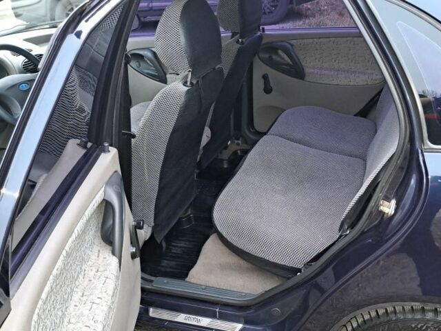 Фиолетовый ВАЗ Калина, объемом двигателя 0 л и пробегом 107 тыс. км за 2700 $, фото 6 на Automoto.ua