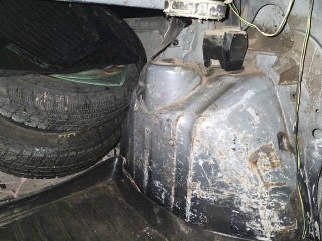 Фиолетовый ВАЗ Калина, объемом двигателя 1.6 л и пробегом 290 тыс. км за 780 $, фото 7 на Automoto.ua