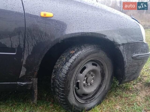 Фиолетовый ВАЗ Калина, объемом двигателя 1.6 л и пробегом 160 тыс. км за 2300 $, фото 12 на Automoto.ua