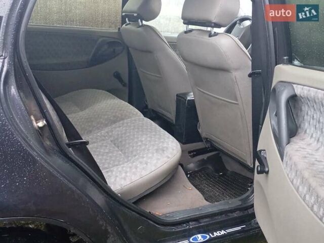 Фиолетовый ВАЗ Калина, объемом двигателя 1.6 л и пробегом 160 тыс. км за 2300 $, фото 8 на Automoto.ua