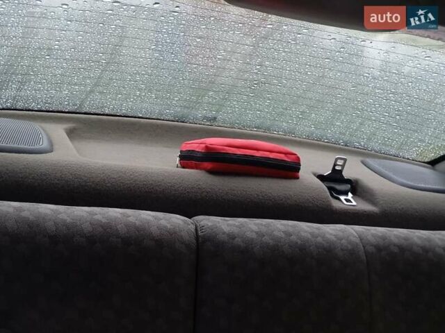 Фиолетовый ВАЗ Калина, объемом двигателя 1.6 л и пробегом 160 тыс. км за 2300 $, фото 7 на Automoto.ua