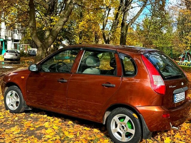 Коричневый ВАЗ Kalina, объемом двигателя 1.6 л и пробегом 157 тыс. км за 2100 $, фото 1 на Automoto.ua