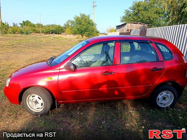 Красный ВАЗ Kalina, объемом двигателя 1.6 л и пробегом 78 тыс. км за 2500 $, фото 1 на Automoto.ua