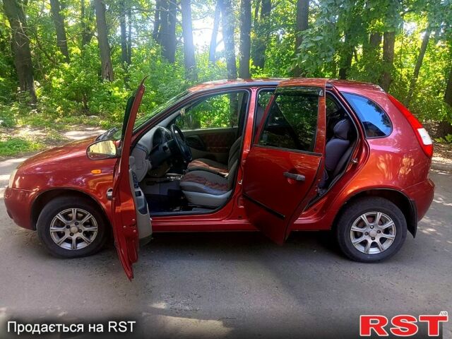 Красный ВАЗ Kalina, объемом двигателя 1.6 л и пробегом 251 тыс. км за 2400 $, фото 1 на Automoto.ua