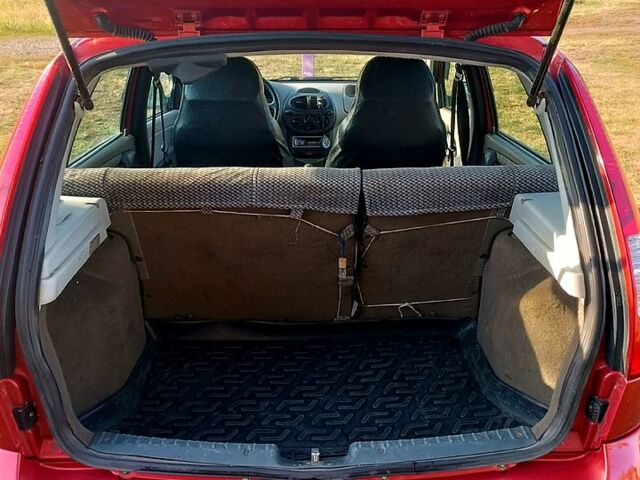 Красный ВАЗ Kalina, объемом двигателя 1.6 л и пробегом 78 тыс. км за 2500 $, фото 6 на Automoto.ua