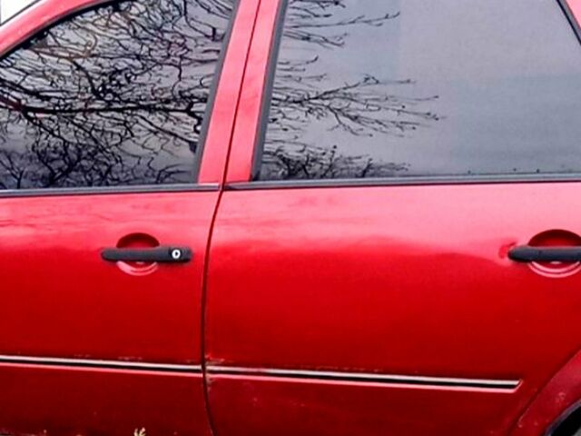 Червоний ВАЗ Kalina, об'ємом двигуна 1.6 л та пробігом 0 тис. км за 750 $, фото 4 на Automoto.ua