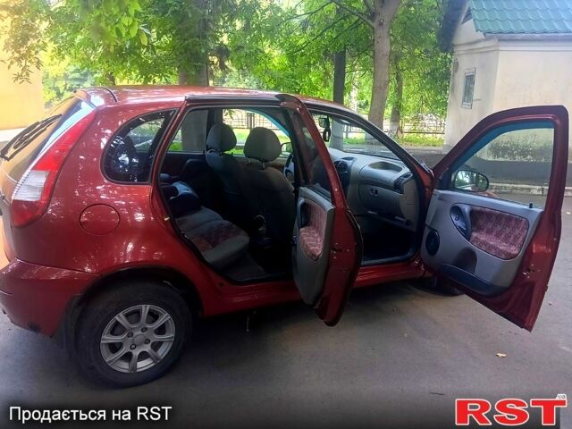 Красный ВАЗ Kalina, объемом двигателя 1.6 л и пробегом 251 тыс. км за 2400 $, фото 6 на Automoto.ua