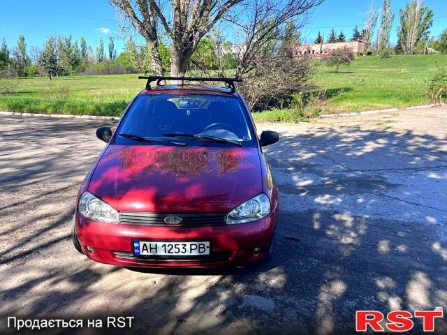 Красный ВАЗ Kalina, объемом двигателя 1.6 л и пробегом 123 тыс. км за 2800 $, фото 7 на Automoto.ua