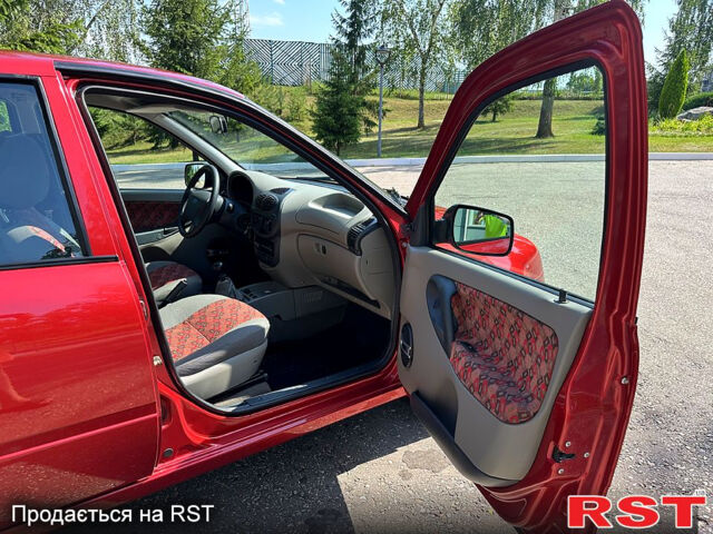 Красный ВАЗ Kalina, объемом двигателя 1.4 л и пробегом 32 тыс. км за 3650 $, фото 11 на Automoto.ua