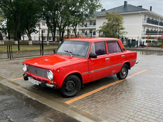 Красный ВАЗ Калина, объемом двигателя 0 л и пробегом 1000 тыс. км за 500 $, фото 1 на Automoto.ua