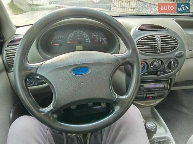 Червоний ВАЗ Калина, об'ємом двигуна 1.6 л та пробігом 135 тис. км за 1650 $, фото 14 на Automoto.ua