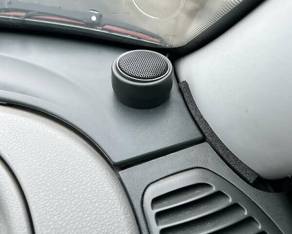 Красный ВАЗ Калина, объемом двигателя 1.6 л и пробегом 281 тыс. км за 2199 $, фото 48 на Automoto.ua