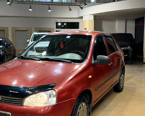 Красный ВАЗ Калина, объемом двигателя 1.6 л и пробегом 236 тыс. км за 1900 $, фото 2 на Automoto.ua