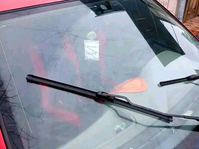 Красный ВАЗ Kalina, объемом двигателя 1.6 л и пробегом 240 тыс. км за 1300 $, фото 9 на Automoto.ua