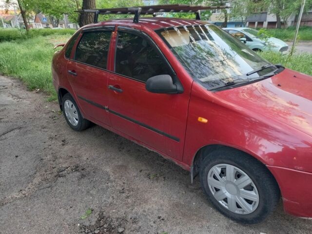 Красный ВАЗ Калина, объемом двигателя 1.6 л и пробегом 189 тыс. км за 1300 $, фото 1 на Automoto.ua