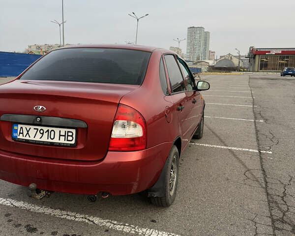 Красный ВАЗ Калина, объемом двигателя 1.6 л и пробегом 200 тыс. км за 2000 $, фото 6 на Automoto.ua