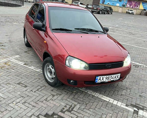 Красный ВАЗ Калина, объемом двигателя 1.6 л и пробегом 281 тыс. км за 2199 $, фото 41 на Automoto.ua