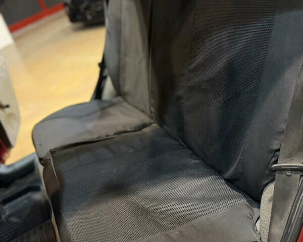 Красный ВАЗ Калина, объемом двигателя 1.6 л и пробегом 236 тыс. км за 1900 $, фото 10 на Automoto.ua