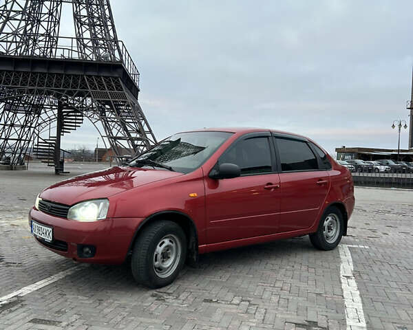 Красный ВАЗ Калина, объемом двигателя 1.6 л и пробегом 281 тыс. км за 2199 $, фото 39 на Automoto.ua