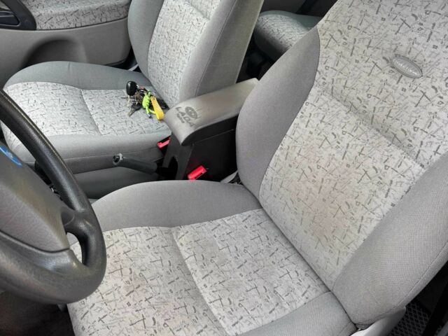 Червоний ВАЗ Калина, об'ємом двигуна 1.6 л та пробігом 180 тис. км за 2650 $, фото 15 на Automoto.ua