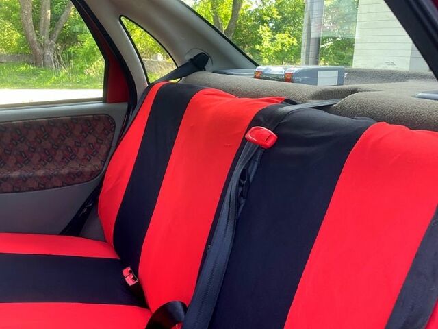 Красный ВАЗ Kalina, объемом двигателя 1.6 л и пробегом 142 тыс. км за 2100 $, фото 6 на Automoto.ua