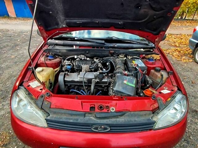 Червоний ВАЗ Kalina, об'ємом двигуна 1.6 л та пробігом 234 тис. км за 2260 $, фото 9 на Automoto.ua