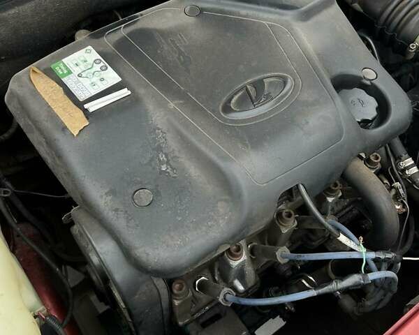 Красный ВАЗ Калина, объемом двигателя 1.6 л и пробегом 168 тыс. км за 3500 $, фото 8 на Automoto.ua