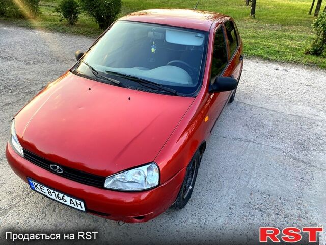 Красный ВАЗ Kalina, объемом двигателя 1.6 л и пробегом 145 тыс. км за 2200 $, фото 5 на Automoto.ua