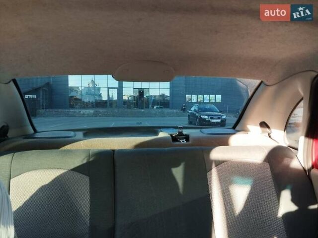 Красный ВАЗ Калина, объемом двигателя 1.6 л и пробегом 130 тыс. км за 2000 $, фото 21 на Automoto.ua