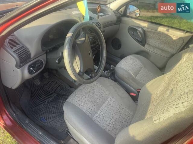 Красный ВАЗ Калина, объемом двигателя 1.6 л и пробегом 150 тыс. км за 1200 $, фото 5 на Automoto.ua