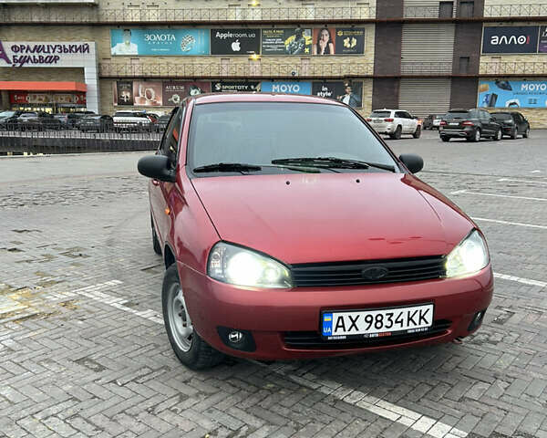 Красный ВАЗ Калина, объемом двигателя 1.6 л и пробегом 281 тыс. км за 2199 $, фото 2 на Automoto.ua