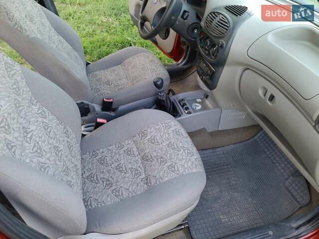 Красный ВАЗ Калина, объемом двигателя 1.6 л и пробегом 120 тыс. км за 1800 $, фото 19 на Automoto.ua