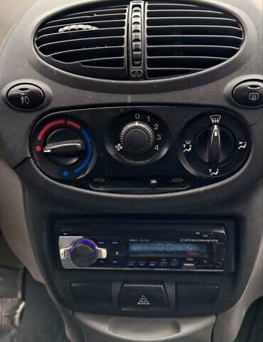 Червоний ВАЗ Калина, об'ємом двигуна 1.6 л та пробігом 225 тис. км за 1300 $, фото 7 на Automoto.ua