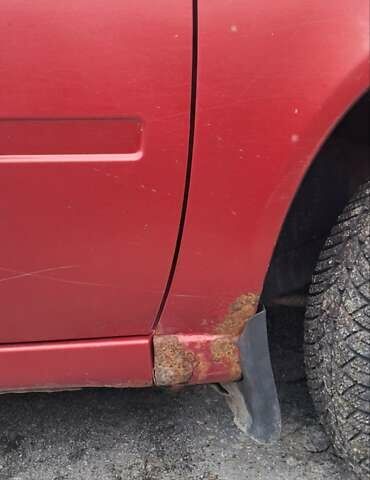 Червоний ВАЗ Калина, об'ємом двигуна 1.6 л та пробігом 225 тис. км за 1300 $, фото 11 на Automoto.ua