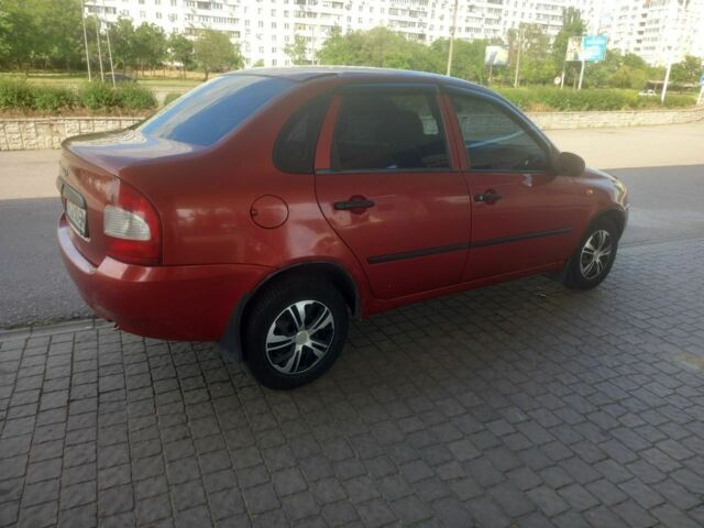 Красный ВАЗ Калина, объемом двигателя 1.6 л и пробегом 305 тыс. км за 1500 $, фото 14 на Automoto.ua