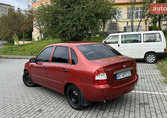 Красный ВАЗ Калина, объемом двигателя 1.6 л и пробегом 57 тыс. км за 2350 $, фото 2 на Automoto.ua