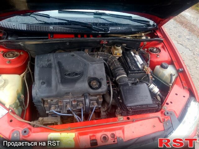 Красный ВАЗ Kalina, объемом двигателя 1.6 л и пробегом 120 тыс. км за 2250 $, фото 10 на Automoto.ua