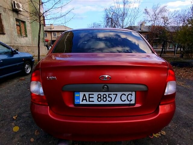 Червоний ВАЗ Kalina, об'ємом двигуна 1.6 л та пробігом 234 тис. км за 2260 $, фото 2 на Automoto.ua